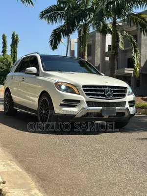 Mercedes-Benz M Class ML350 4dr SUV (3.5L 6cyl 7A) 2015 White