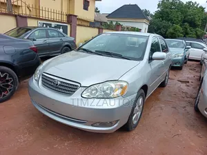 Toyota Corolla LE 2005 Silver