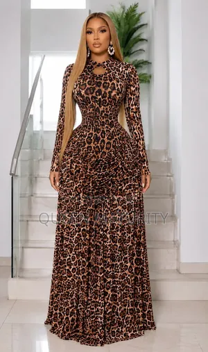 Elegant Blue Floral Mesh Bodycon Dress
