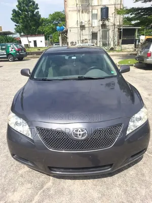 Toyota Camry LE 4dr Sedan (2.4L 4cyl 5A) 2009 Gray
