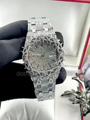 “Iced Out Thorn Crown” Watch