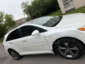 Toyota Venza 2010 White