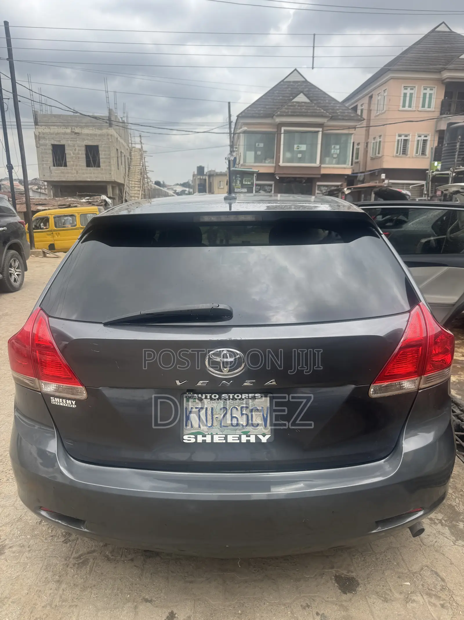 Toyota Venza XLE 2010 Gray