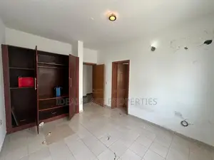 3bdrm Apartment in Ikate for rent