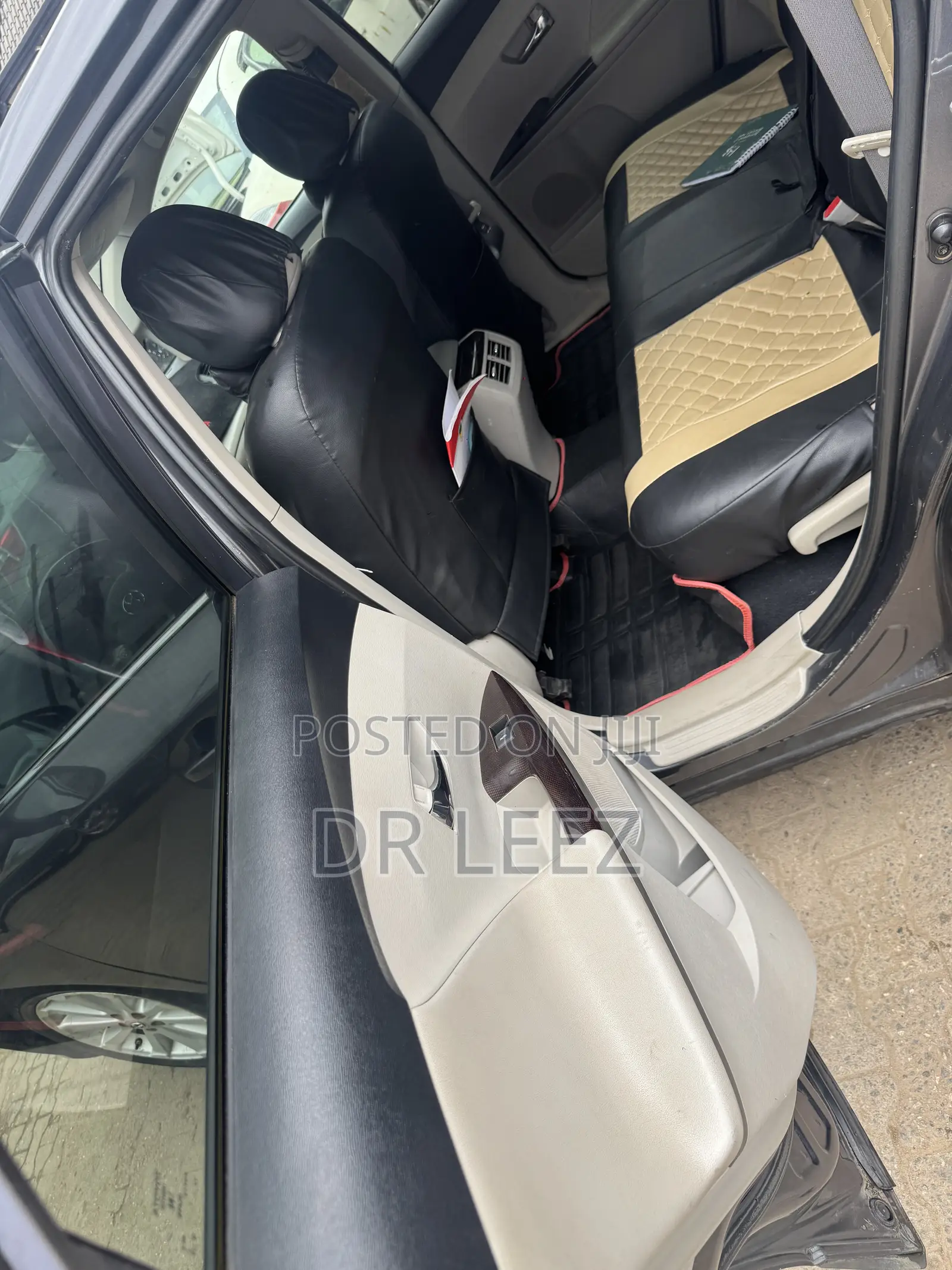 Toyota Venza XLE 2010 Gray