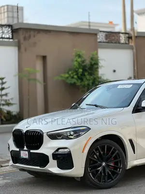 BMW X5 sDrive40i 2021 White