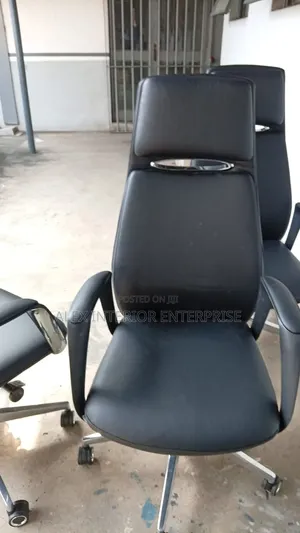 Senior Manager's Chair