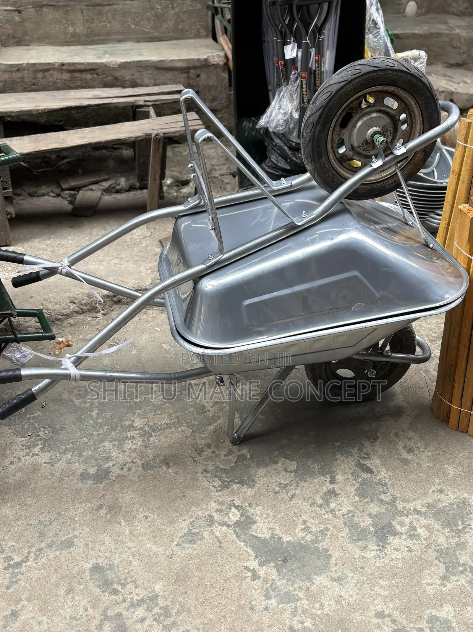 Single Wheel Steel Construction Barrow 