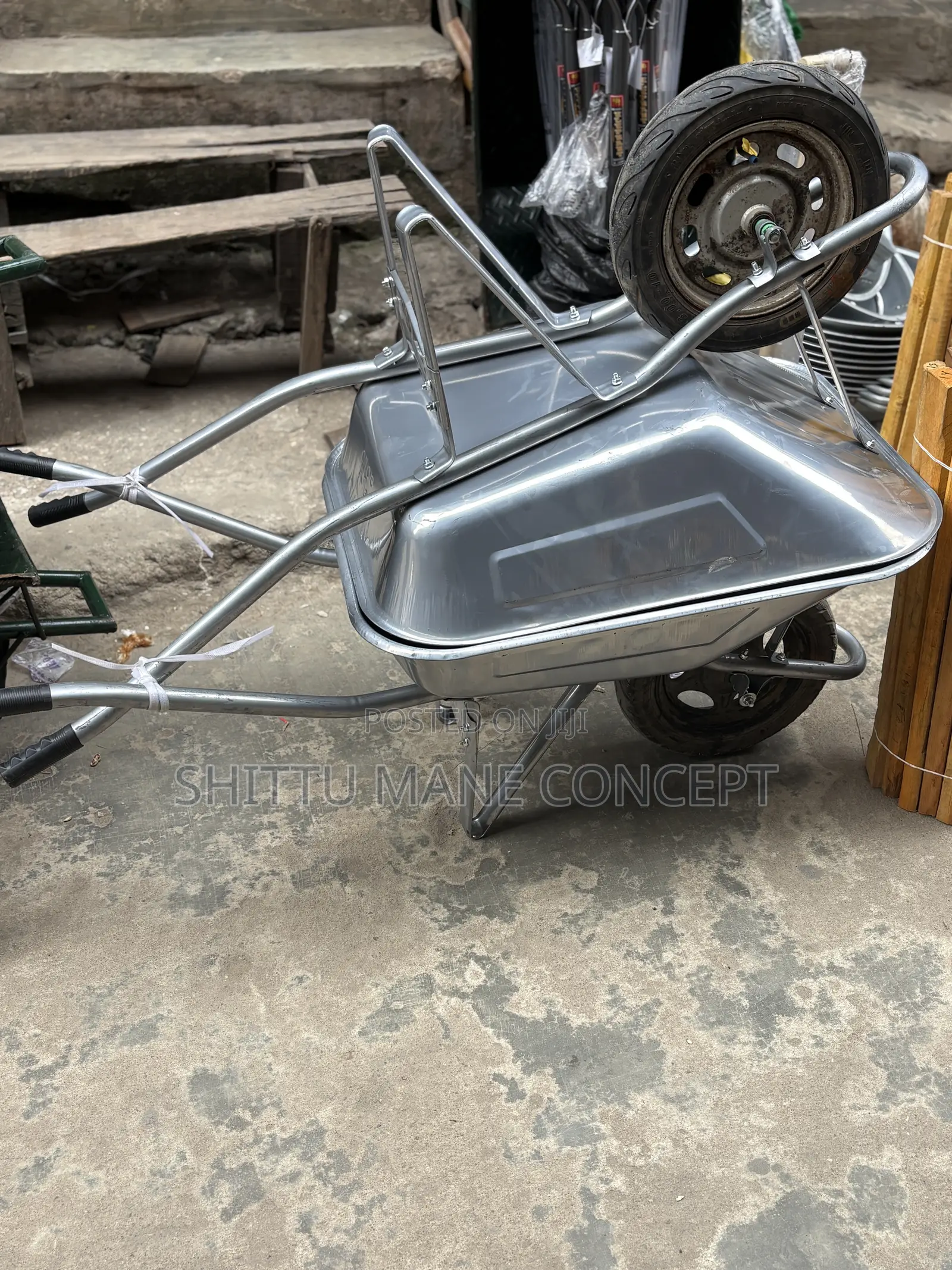 Single Wheel Steel Construction Barrow 
