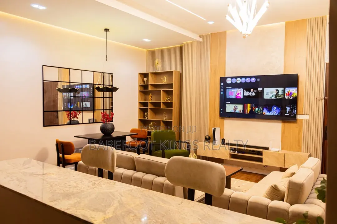 Beautiful 2 Bedroom Apartment