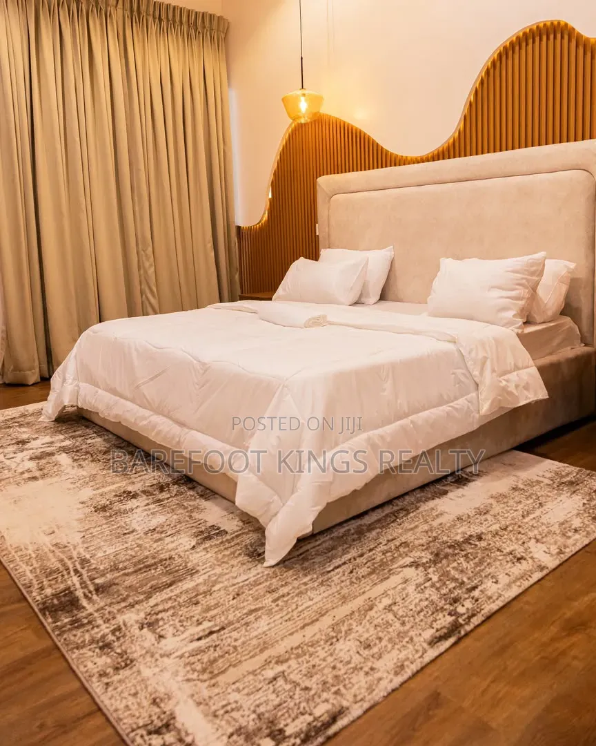 Beautiful 2 Bedroom Apartment
