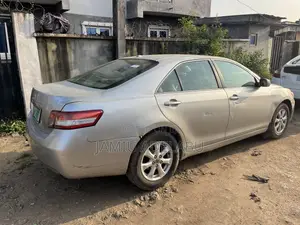 Toyota Camry 2011 Silver