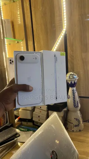 Apple iPhone Air 256 GB White