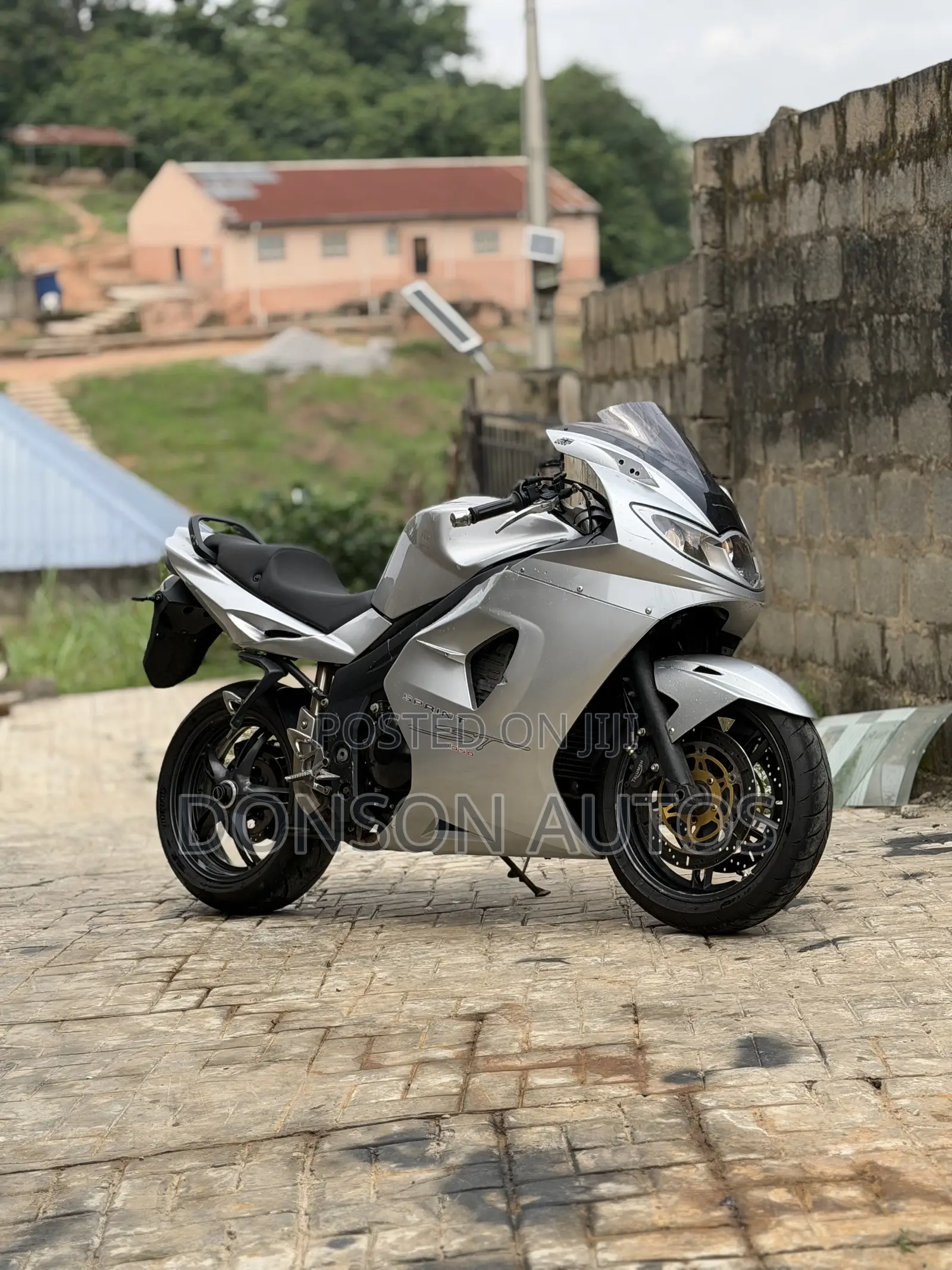 Triumph Bike 2010 Silver