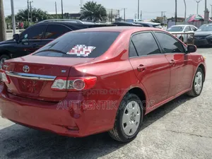 Toyota Corolla 2013 Red