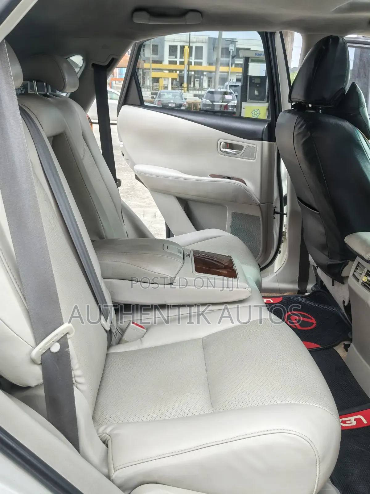 Lexus RX 2010 White