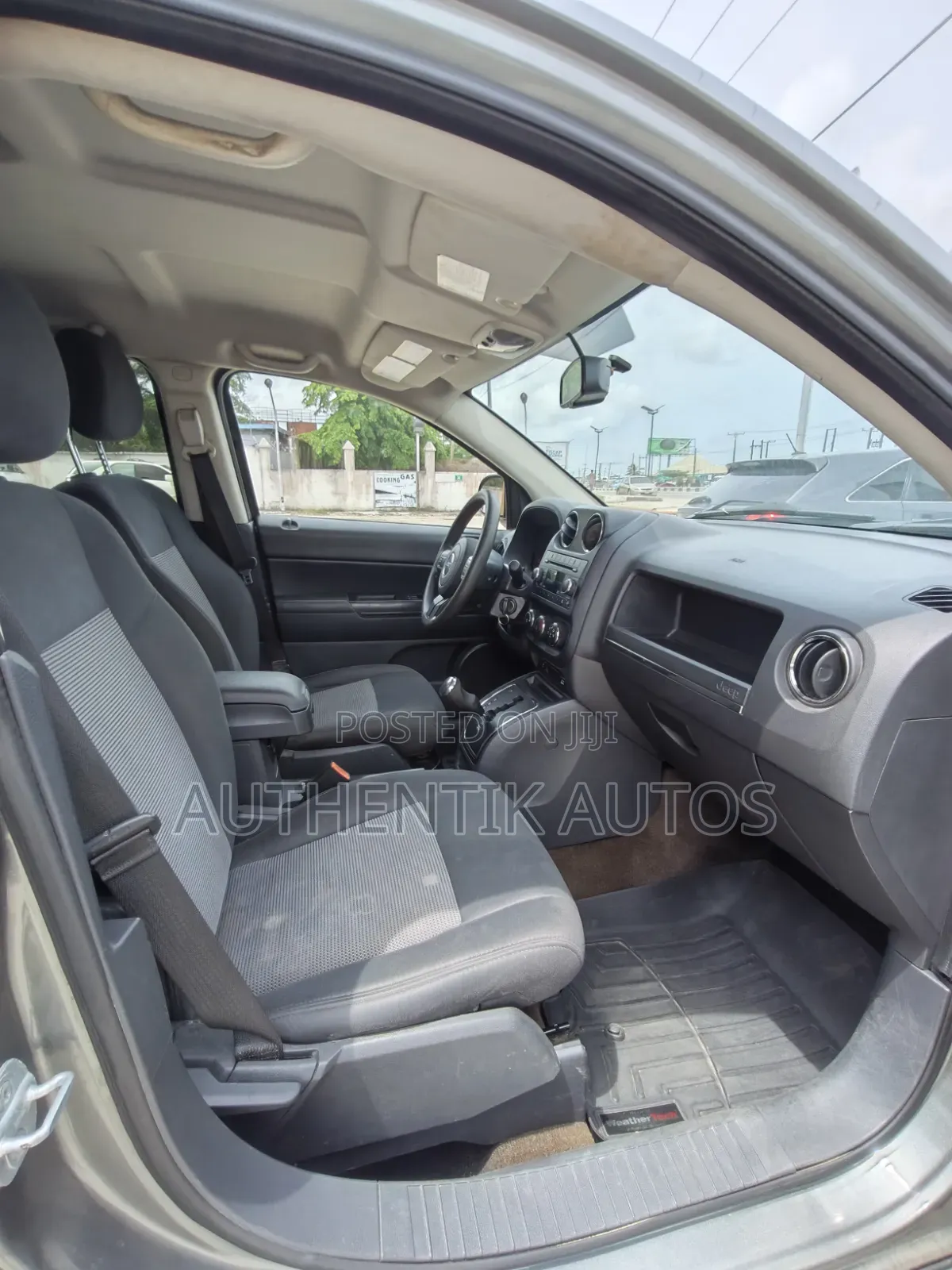 Jeep Compass 2013 Gray