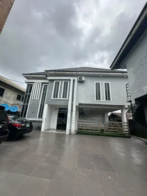 Furnished 9bdrm Duplex in Port-Harcourt for sale