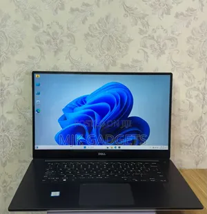 Laptop Dell XPS 15 9560 16GB Intel Core i7 SSD 256GB