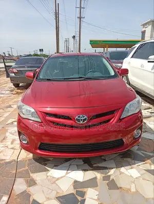 Toyota Corolla 2013 Red