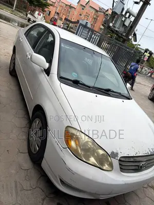 Toyota Corolla 2003 White