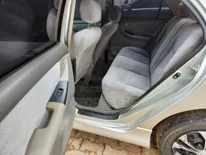 Toyota Corolla 2004 Silver