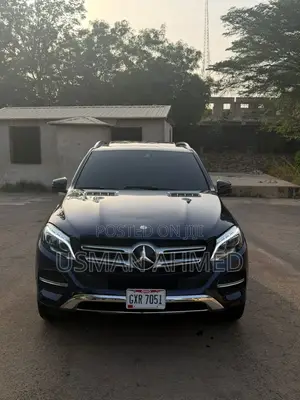 Mercedes-Benz GLE-Class GLE 350 2017 Blue