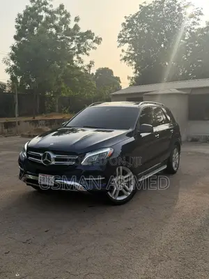 Mercedes-Benz GLE-Class GLE 350 2017 Blue