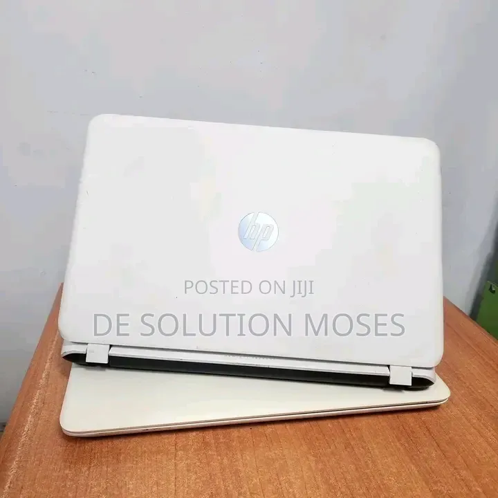 Laptop HP 15 8GB Intel Core i5 HDD+SSD 350GB