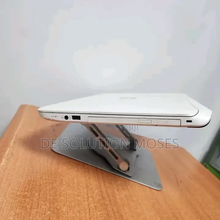 Laptop HP 15 8GB Intel Core i5 HDD+SSD 350GB