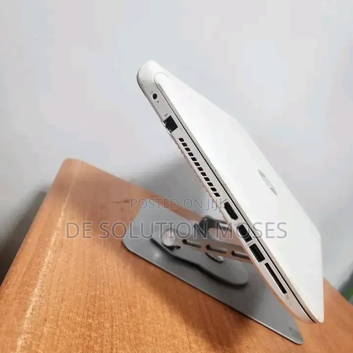 Laptop HP 15 8GB Intel Core i5 HDD+SSD 350GB