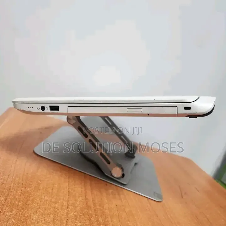 Laptop HP 15 8GB Intel Core i5 HDD+SSD 350GB