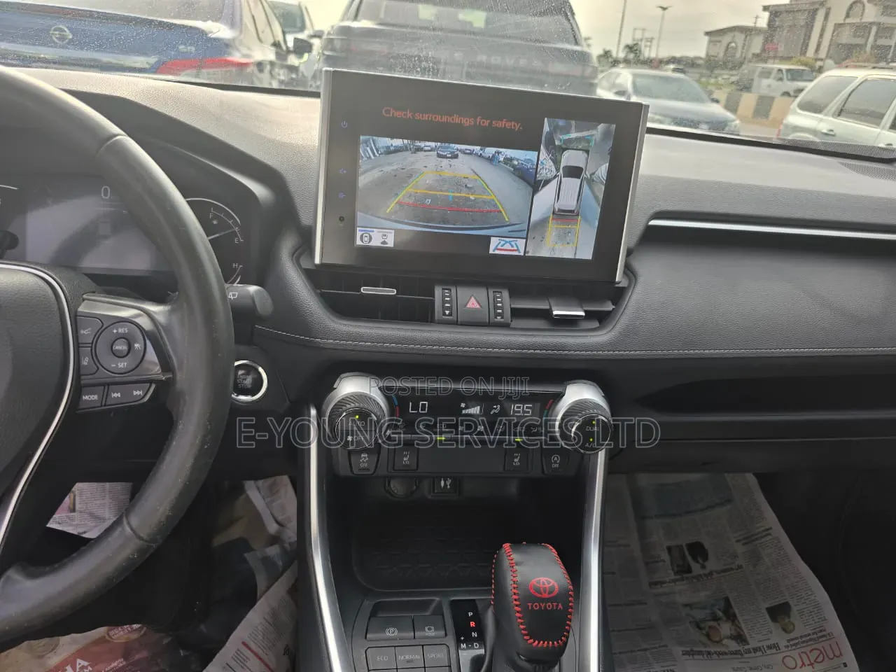 Toyota RAV4 2021 White