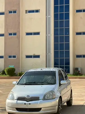 Toyota Yaris 2004 Silver