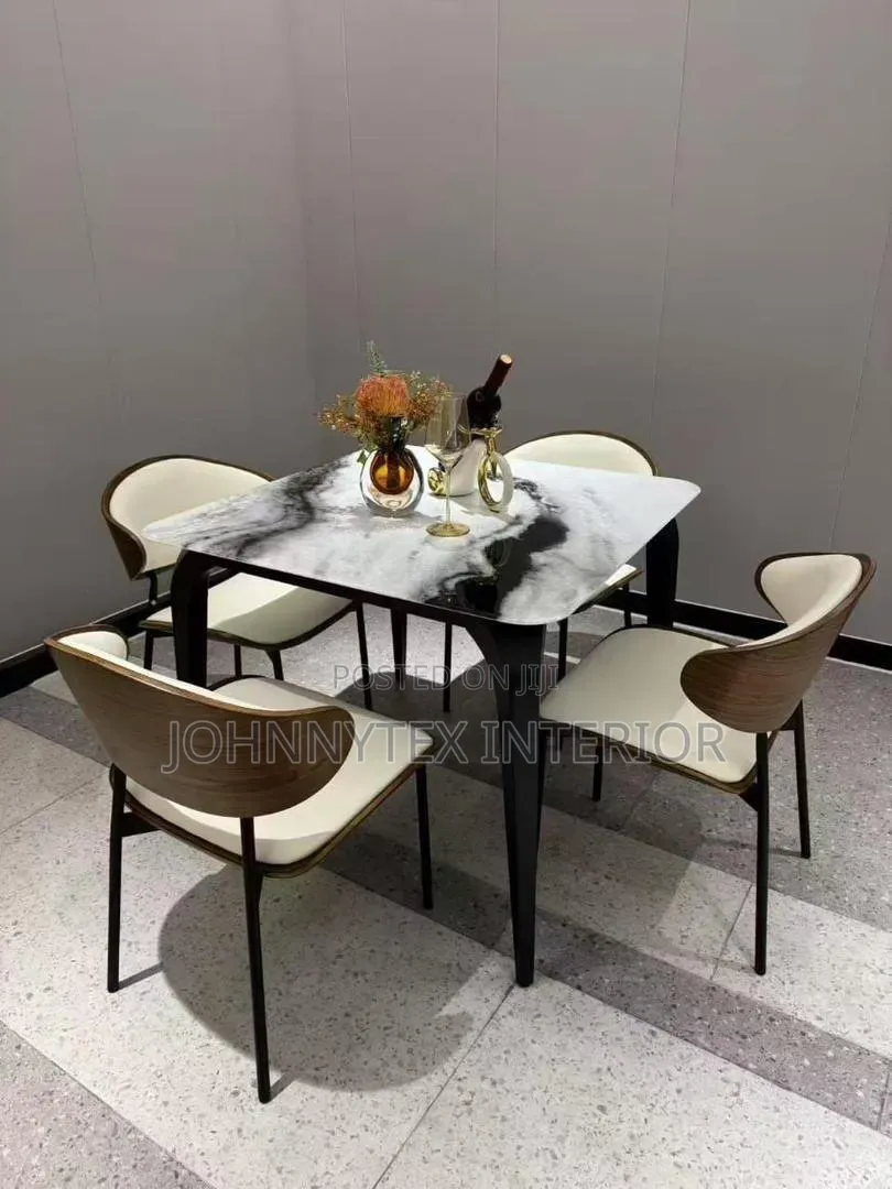 This Are by 4 Ceremics Dining