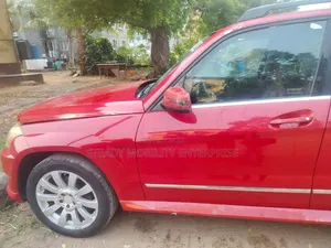 Mercedes-Benz GLK-Class 350 4MATIC 2010 Red