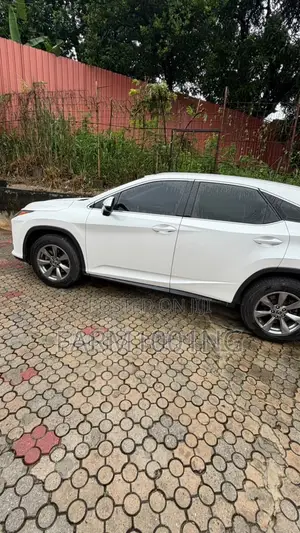 Lexus RX 300 4WD 2019 White