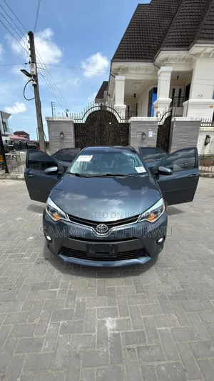 Toyota Corolla LE 4dr Sedan (1.8L 4cyl CVT) 2015 Gray