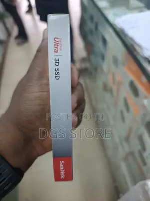 SanDisk Ultra 3D SSD 2tb Internal SATA LLL 2.5"