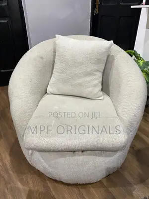 Single 4 Seater Chair