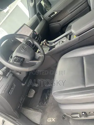 Lexus GX 550 Overtrail 2024 Gray