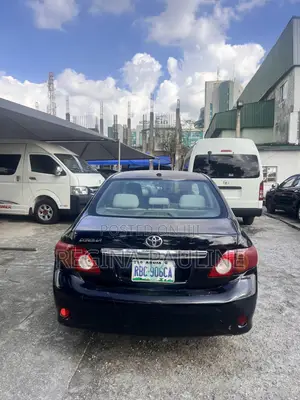 Toyota Corolla 2010 Blue