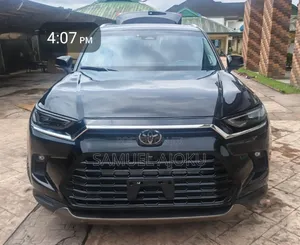 Toyota Highlander XLE AWD 2024 Black
