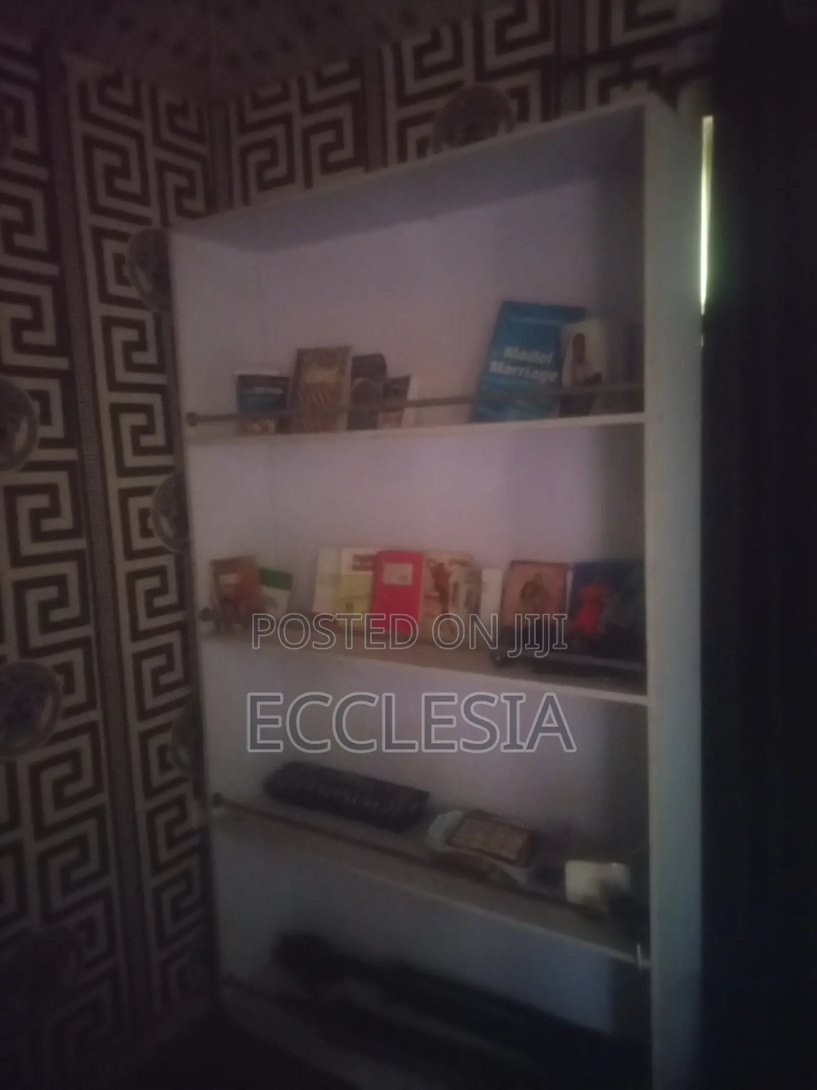 Bookshelfandstorage