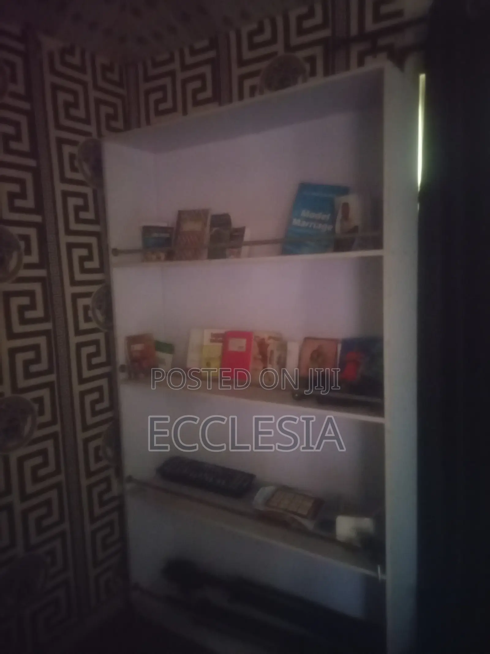 Bookshelfandstorage