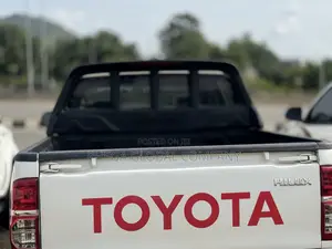 Toyota Hilux 2.0 VVT-i 2010 White
