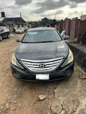 Hyundai Sonata Limited Sedan FWD (2.4L 4cyl 6A) 2011 Blue