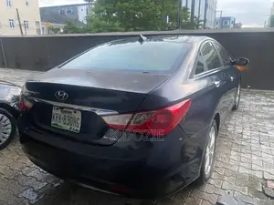 Hyundai Sonata Limited Sedan FWD (2.4L 4cyl 6A) 2013 Black