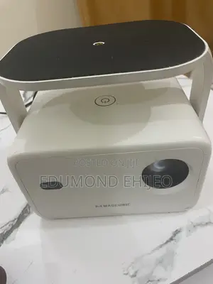 Projector Very Clear HD