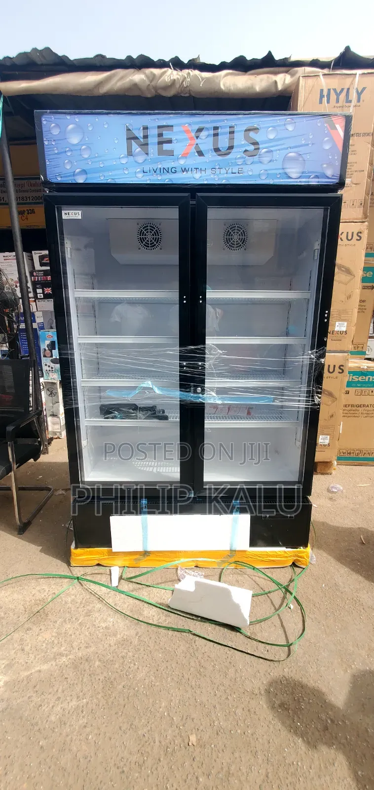 Nexus Showcase Chiller 600litres